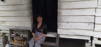 Warga Miskin Desa Simpang Ayam Bengkalis Tak Kebagian Kupon Sembako Pasar Murah